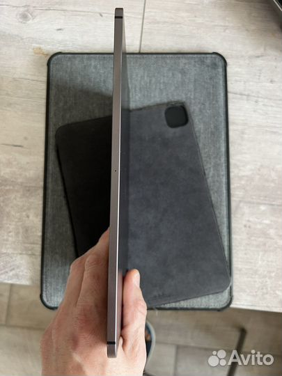 iPad pro 11 2020 512gb wifi+cellular