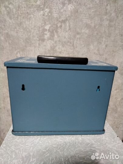 Ящик металлический
