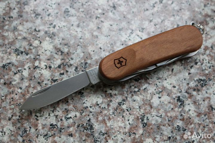 Victorinox EvoWood 14