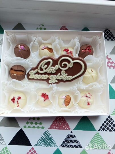 Шоколад. Набор из шоколада. Пирожные Моти