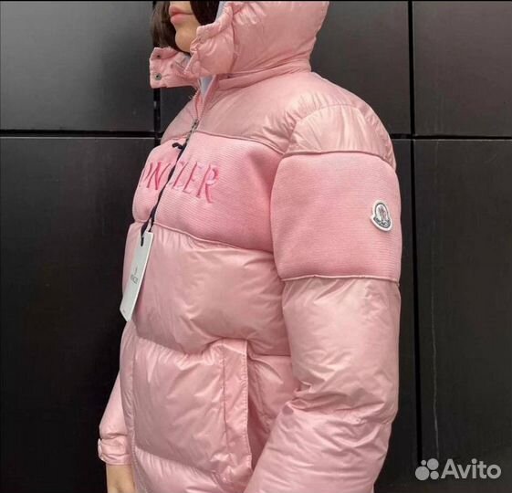 Пуховик Moncler Розовый