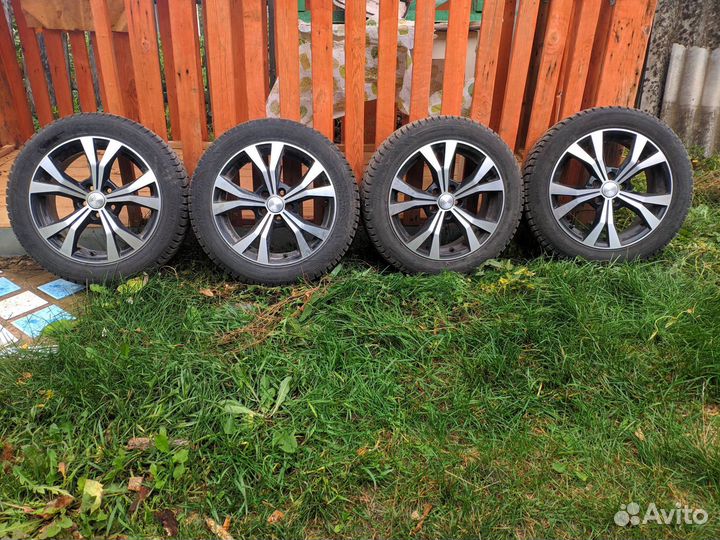 Колеса на зимней резине r16 Hankook Skad