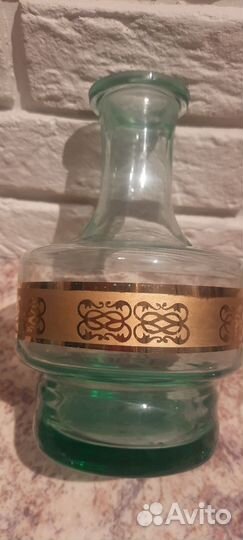 Графин зелёный с золотом, 5 стопок СССР