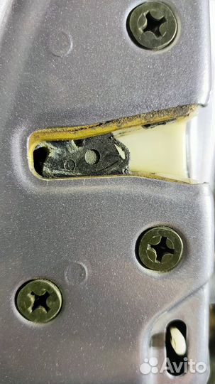 Замок двери задней левой для Mazda 6 (GG) I