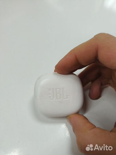 Беспроводные наушники jbl wave 300