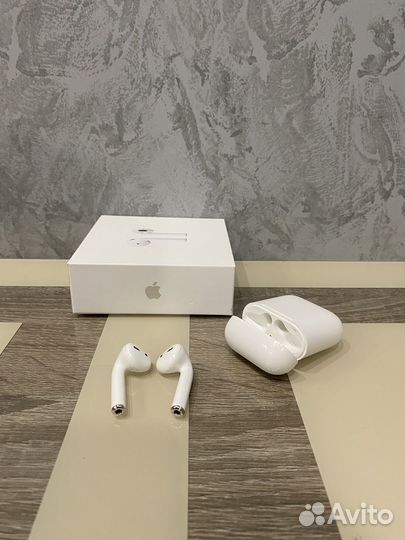 Беспроводные наушники apple airpods 1