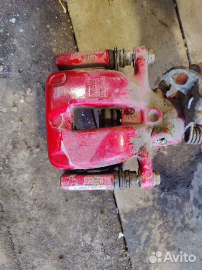 Супорта golf 5 gti задние 272мм