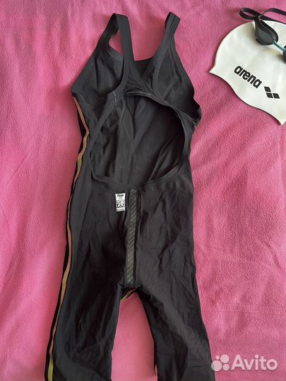 Гидрокостюм женский для плавания