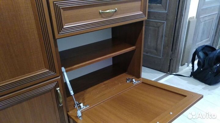 Ремонт мебели. Починить диван, сделать шкаф