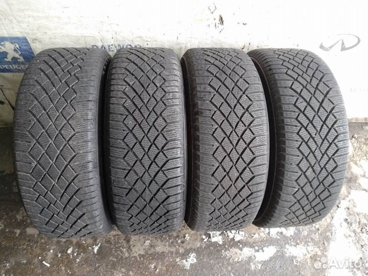 Continental ContiVikingContact 7 205/55 R16 94T