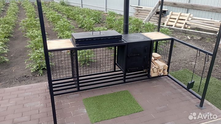 Мангальная зона с крышей