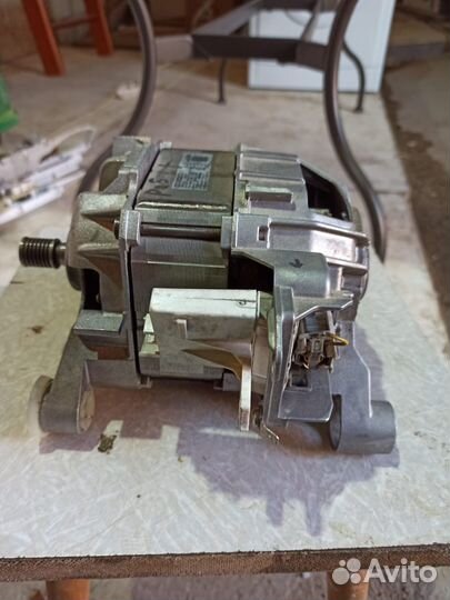 Двигатель на стиральную машину bosch