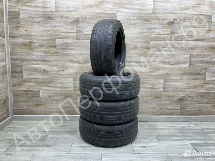 Kumho Ecsta PS71 225/55 R17 97Y