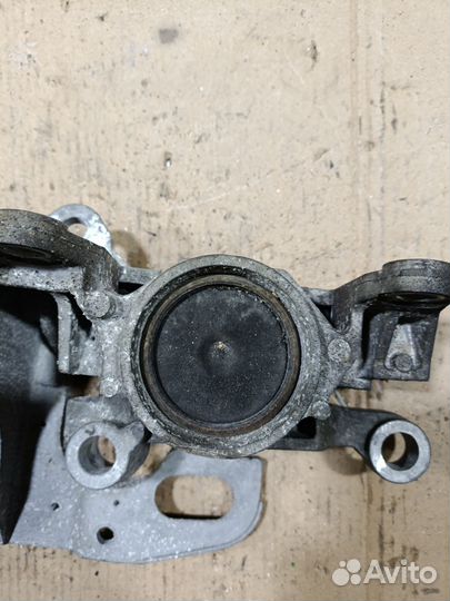 Подушка двс Nissan X-trail NT31 (Переднее Левое)