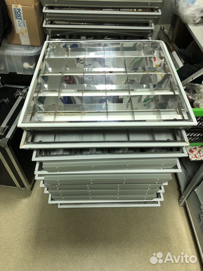 Светильник потолочный