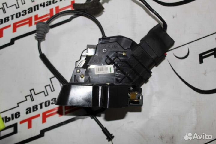 Замок двери volvo S40 V50 MS MW B R