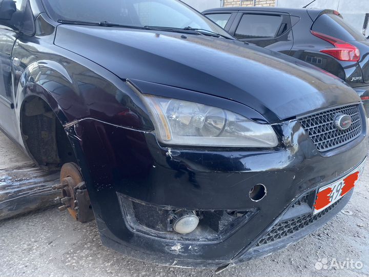 Передний бампер на Ford Focus ST II 2005-2008