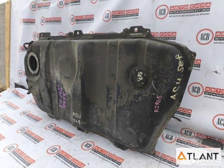 Бензобак toyota voxy