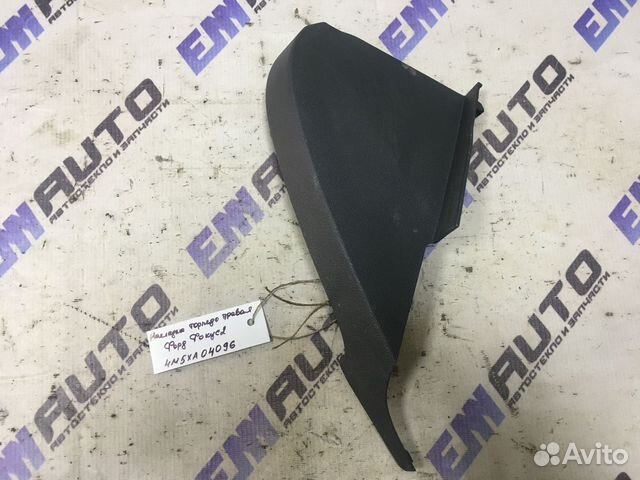 Накладка торпедо правая Форд Фокус 2