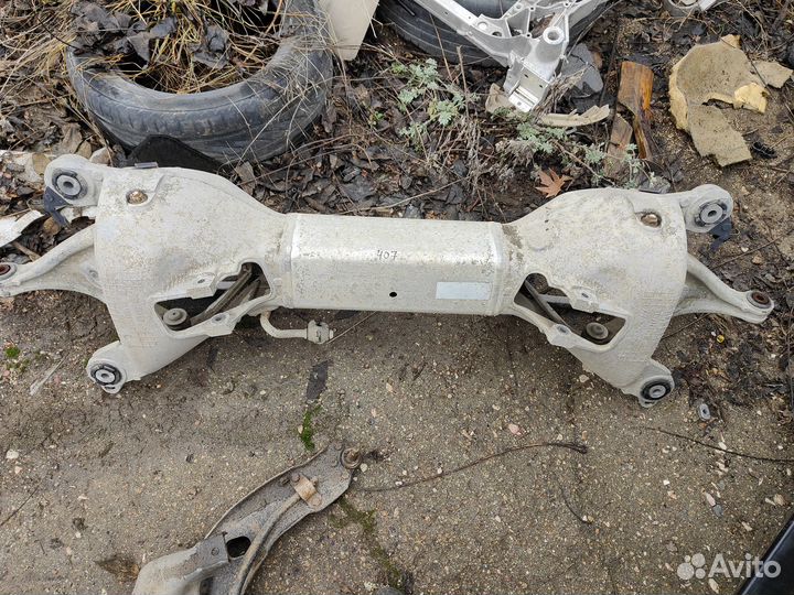 Peugeot 407 балка задняя