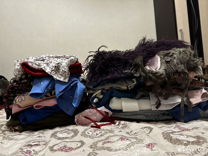 Огромный пакет женских вещей