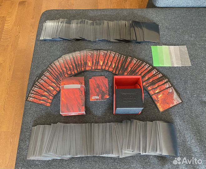 Коробки и чехлы для карт Magic