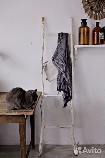 Лесенка вешалка интерьерная декоративная