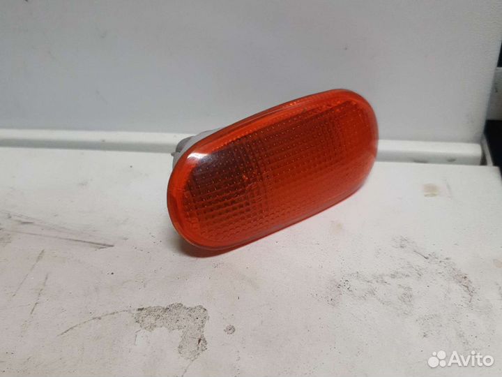 Указатель поворота Mitsubishi l200 kb 2007