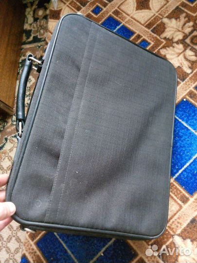 Новая сумка-кейс для ноутбука