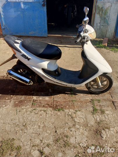 На продаже скутер Honda Dio 35 ZX