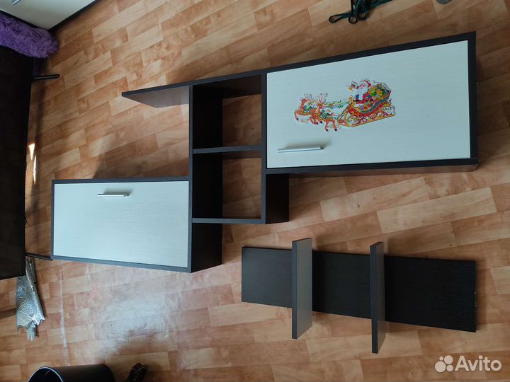 Полка настенная