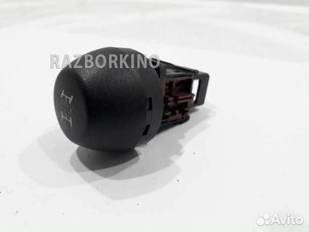 Кнопка Тойота RAV 4 3 XA30