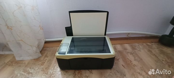 Мфу Цветной струйный принтер HP Deskjet F2180