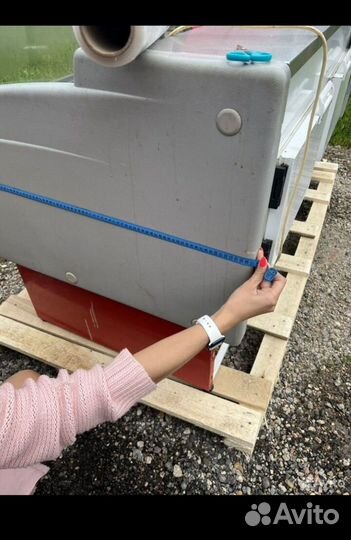 Холодильная витрина бу