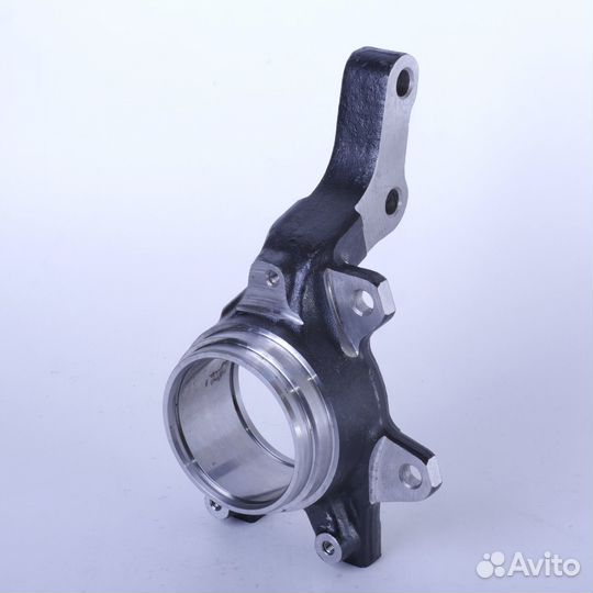 Кулак поворотный Infiniti Nissan