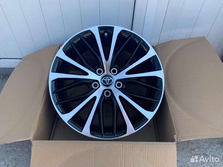 Новые диски R18 для на Toyota Camry/5x114.3