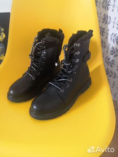 Зимние ботинки для девочки