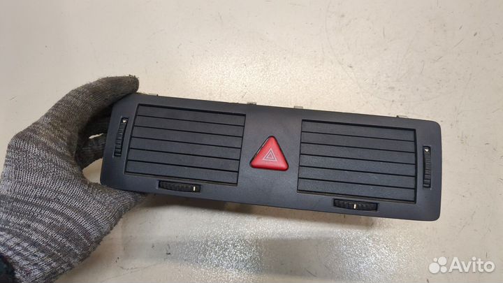 Дефлектор обдува салона Skoda Fabia, 2003