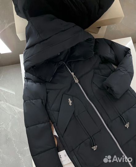 Зимнии куртки-пуховики