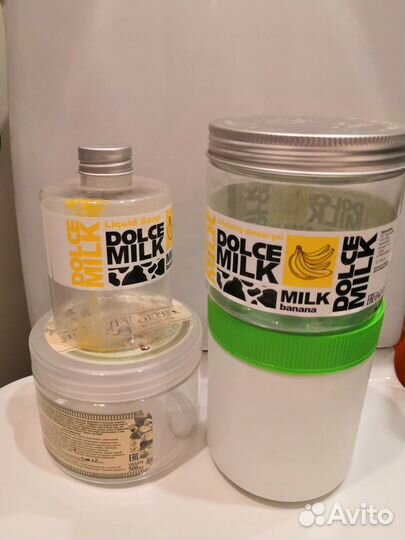 Различные баночки для рукоделия