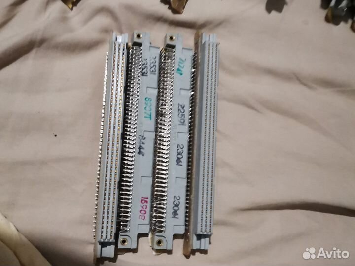 Продам разъёмы RFT