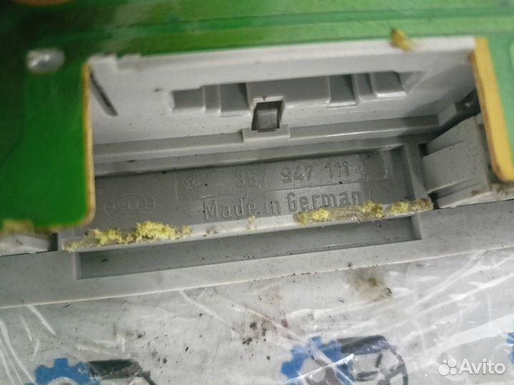 Плафон салона Volkswagen Passat B4 универсал AEK