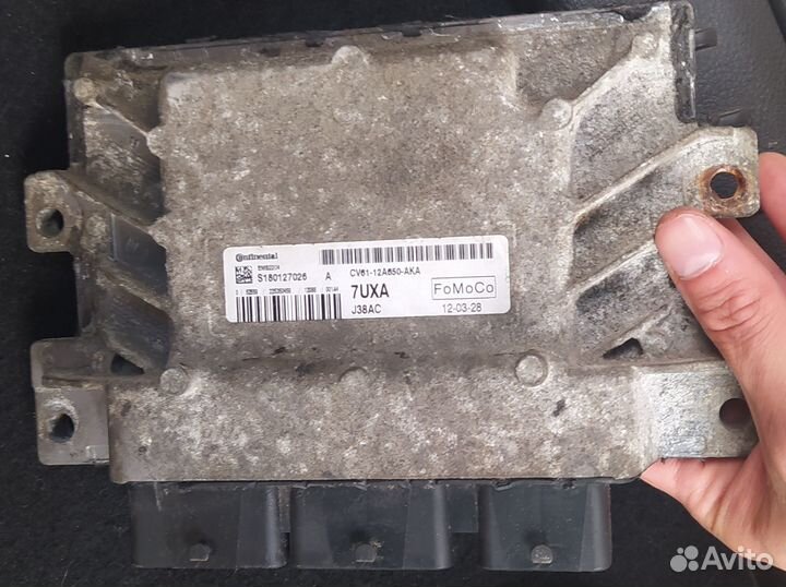 Блок Управления двигателем Ford Focus3 -1,6