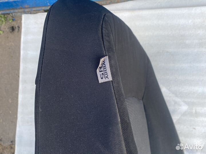 Обивка спинки правая Lancer X