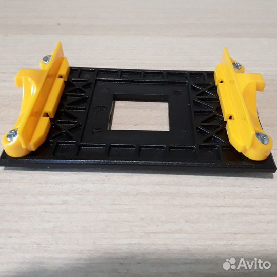 Рамка крепления кулера AM4 на материнскую плату