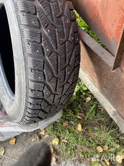 Tigar SUV Ice 235/65 R17