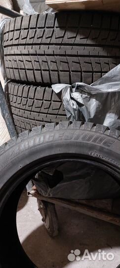 Bridgestone Blizzak RFT 255/55 R18