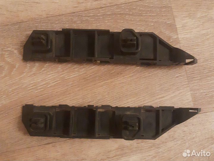 Кронштейн бампера honda stream RN1 RN2 RN3 RN4 RN5