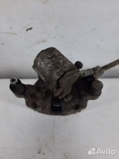 Суппорт тормозной задний правый Opel Signum