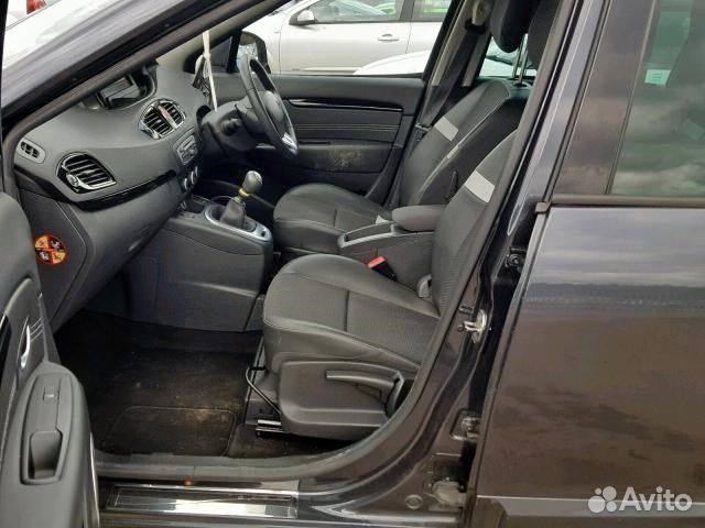 Разбор на запчасти Renault Scenic